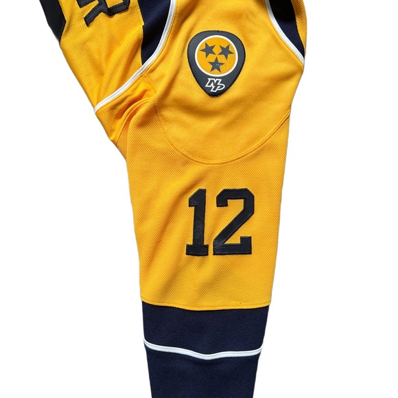 REEBOK / NASHVILLE PREDATORS / NHL GOLD RARE MIKE FISHER #12 SIGNED JERSEY - Picture 4 of 13